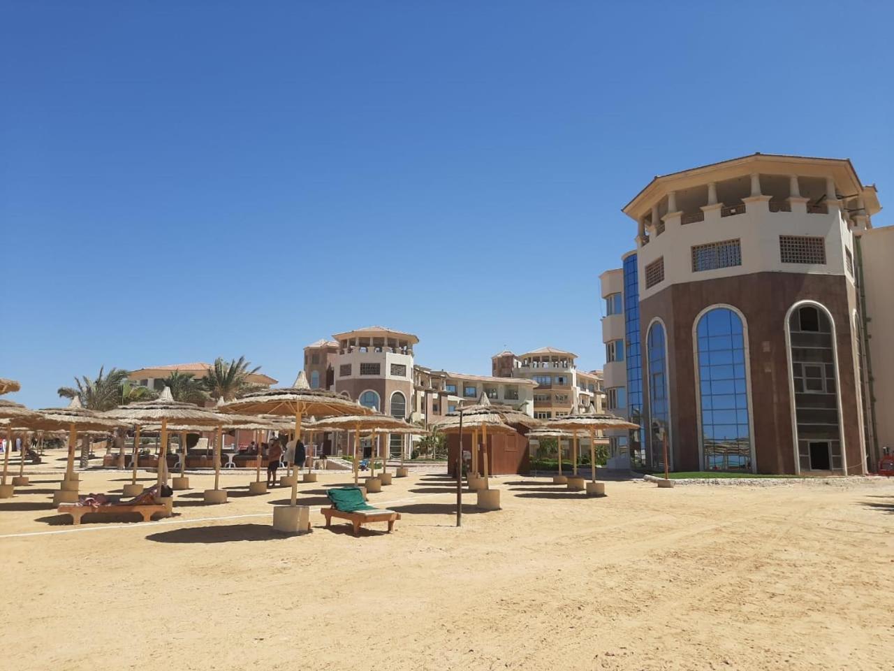 Appartamento Tony'S Privy Beds By Red Sea Hurghada Esterno foto