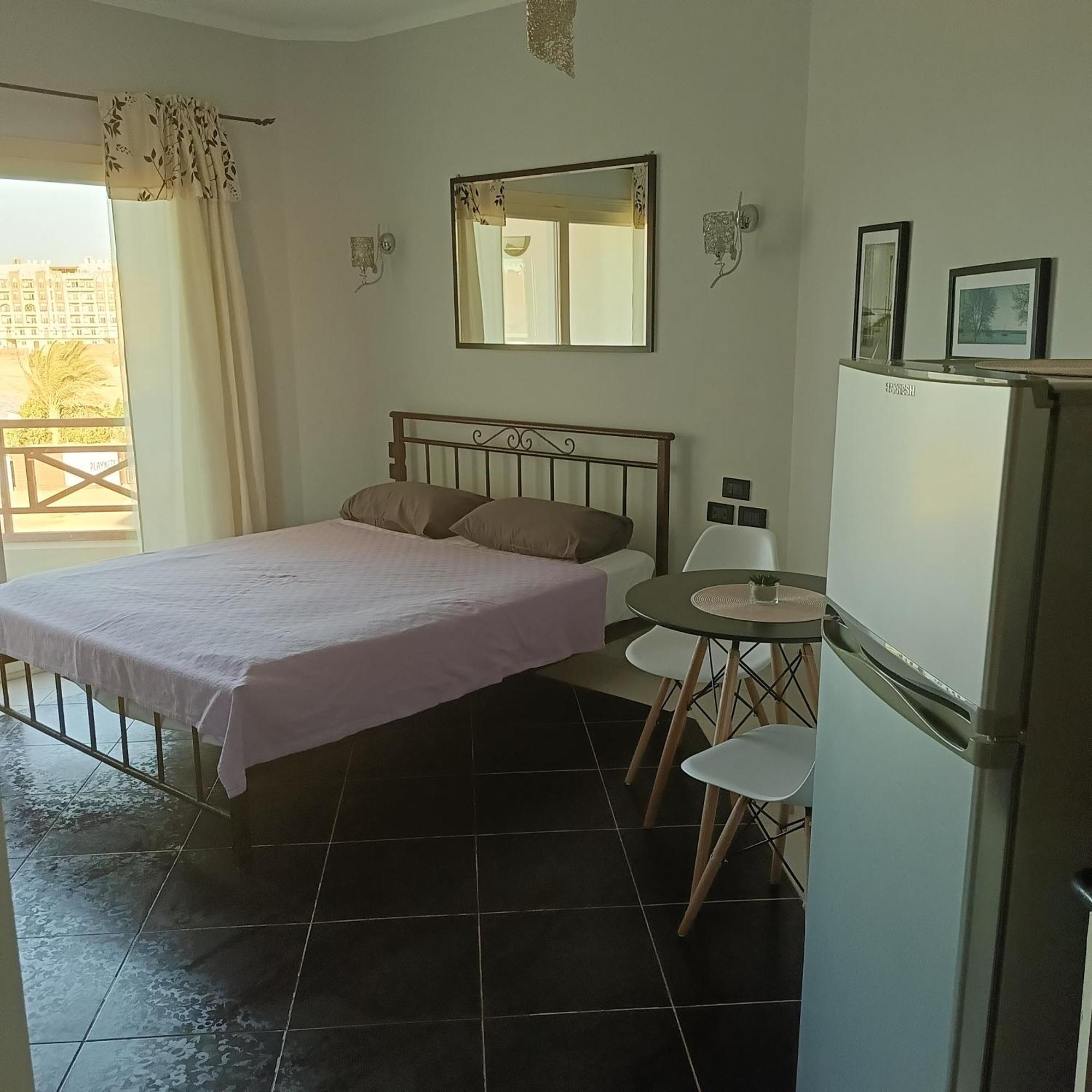 Appartamento Tony'S Privy Beds By Red Sea Hurghada Esterno foto